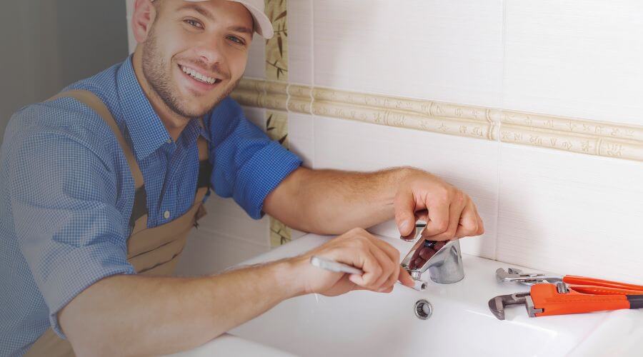 Kitchen Faucet Repair Service in Oskaloosa, KS